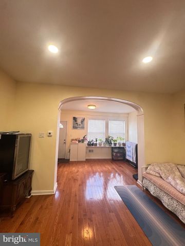 5736 N 5TH ST, Philadelphia, PA 19120
