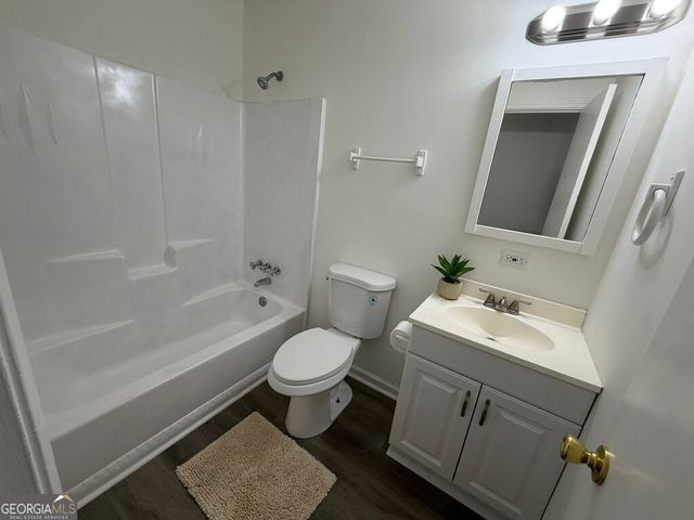 9292 Settlers Grove Road NE, Covington, GA 30014