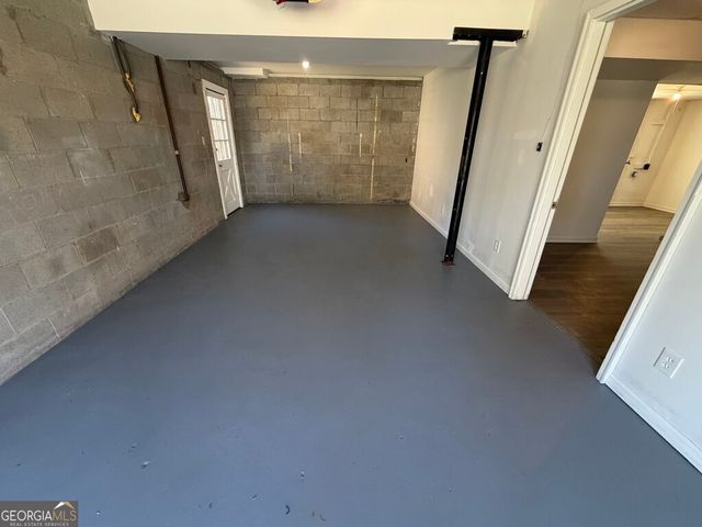 9292 Settlers Grove Road NE, Covington, GA 30014