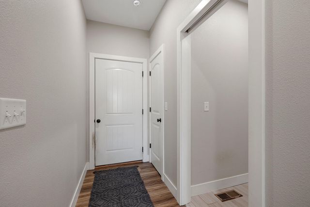 13421 W Farm Road 194, Billings, MO 65610