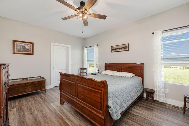 13421 W Farm Road 194, Billings, MO 65610