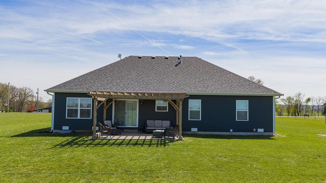 13421 W Farm Road 194, Billings, MO 65610
