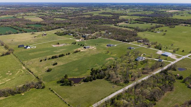 13421 W Farm Road 194, Billings, MO 65610
