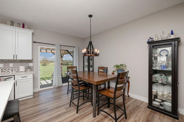 13421 W Farm Road 194, Billings, MO 65610