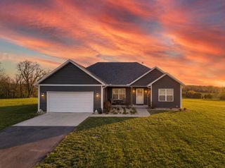 13421 W Farm Road 194, Billings, MO 65610
