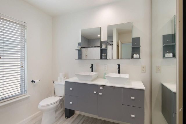 11681 Village Place Drive 257, Houston, TX 77077