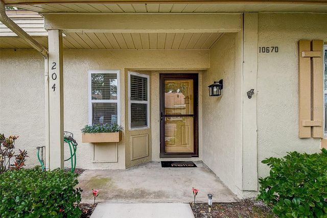 10670 43RD STREET N 204, Clearwater, FL 33762