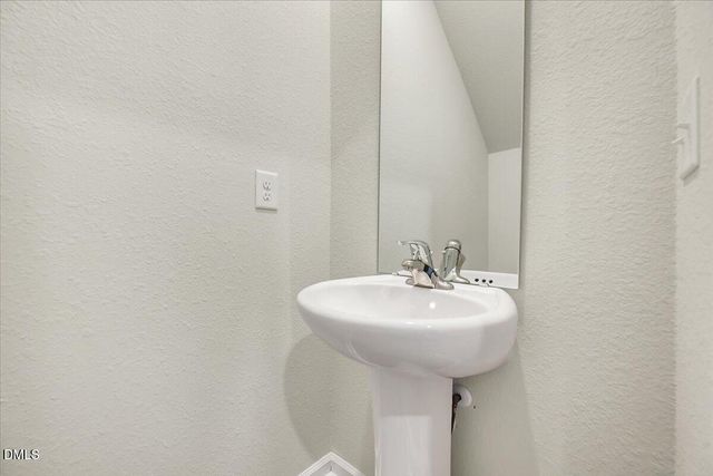 3930 Needham Road, Bailey, NC 27807