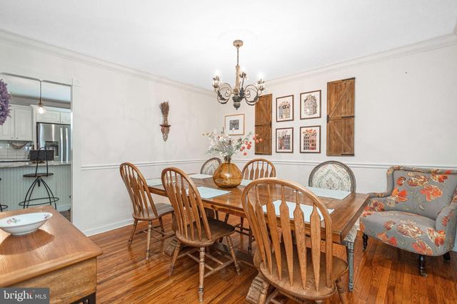 71 OAK DR, Doylestown, PA 18901