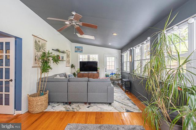 71 OAK DR, Doylestown, PA 18901