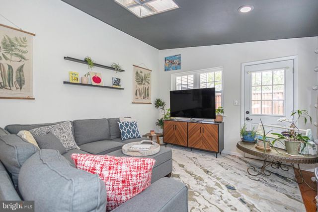 71 OAK DR, Doylestown, PA 18901