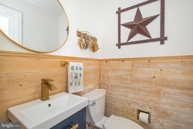 71 OAK DR, Doylestown, PA 18901