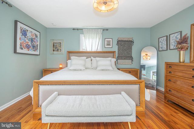 71 OAK DR, Doylestown, PA 18901