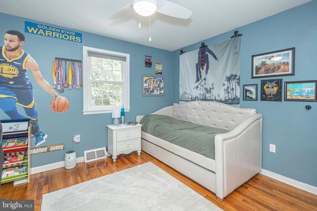 71 OAK DR, Doylestown, PA 18901