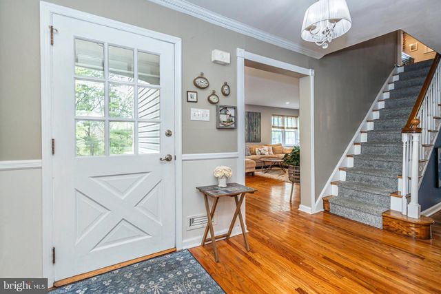71 OAK DR, Doylestown, PA 18901