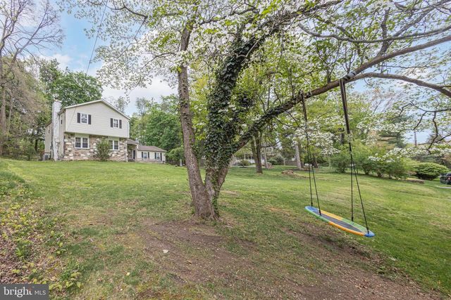 71 OAK DR, Doylestown, PA 18901