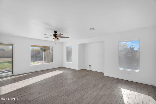 31603 N ROYAL OAK Way, San Tan Valley, AZ 85143