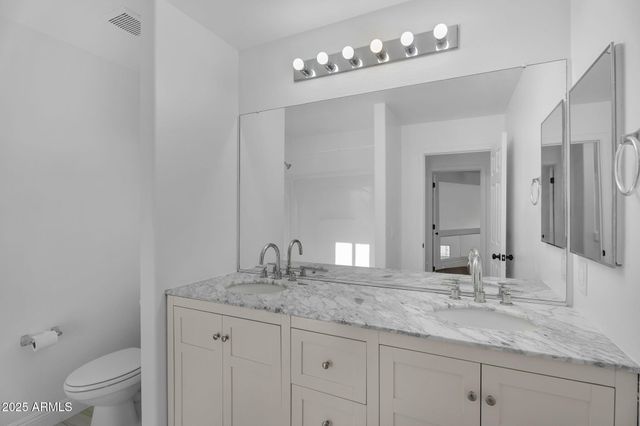 31603 N ROYAL OAK Way, San Tan Valley, AZ 85143