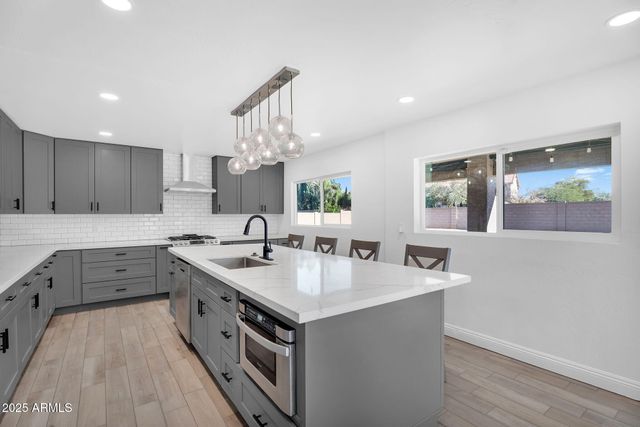 31603 N ROYAL OAK Way, San Tan Valley, AZ 85143