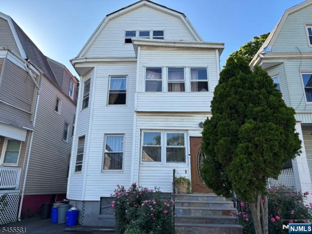 93 Steuben Street, East Orange, NJ 07018