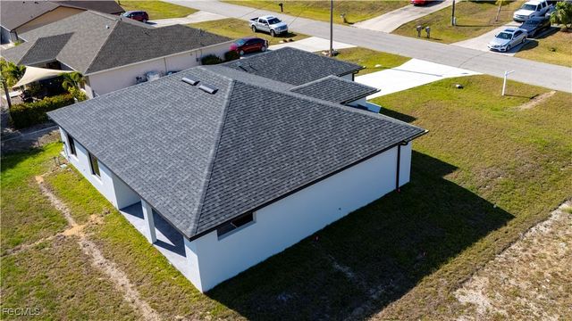 2124 NE 28th ST, Cape Coral, FL 33909