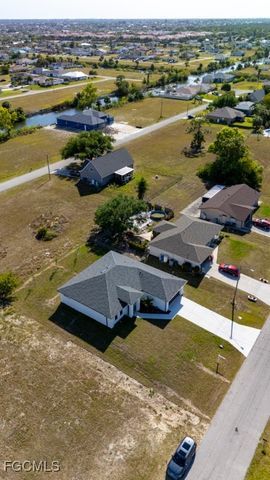 2124 NE 28th ST, Cape Coral, FL 33909