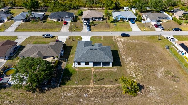 2124 NE 28th ST, Cape Coral, FL 33909