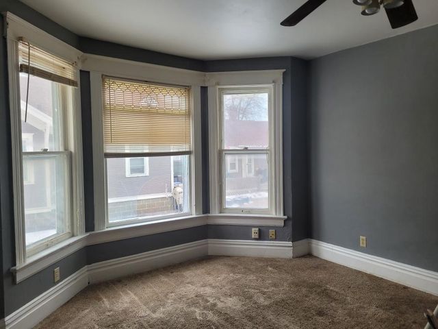 6027 37th AVENUE, Kenosha, WI 53142