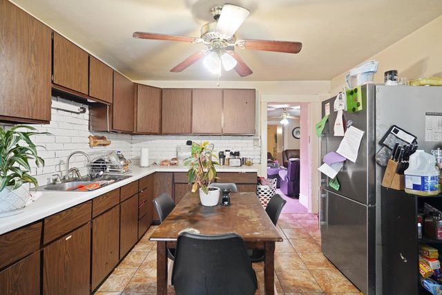 6027 37th AVENUE, Kenosha, WI 53142