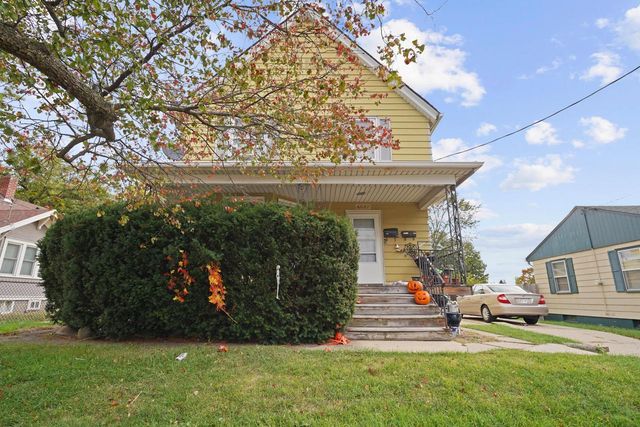 6027 37th AVENUE, Kenosha, WI 53142