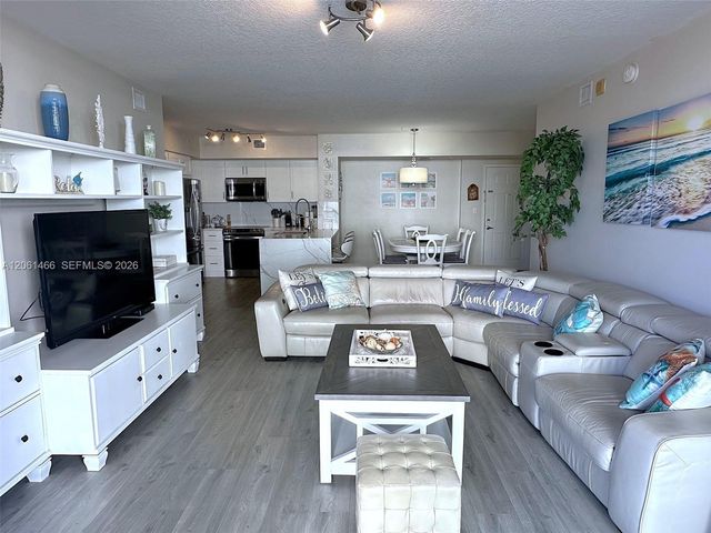 2080 S Ocean Drive 204, Hallandale Beach, FL 33009