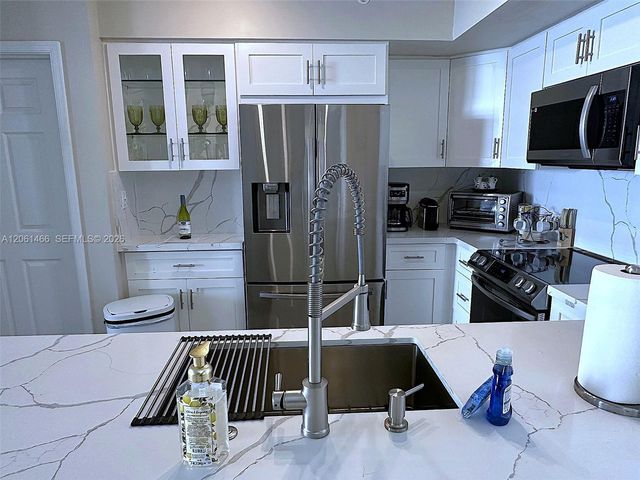 2080 S Ocean Drive 204, Hallandale Beach, FL 33009