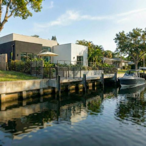 2500 NE 18th Avenue, Wilton Manors, FL 33305