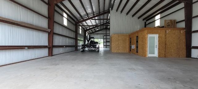 823 S Terry St, Rockport, TX 78382