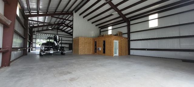 823 S Terry St, Rockport, TX 78382