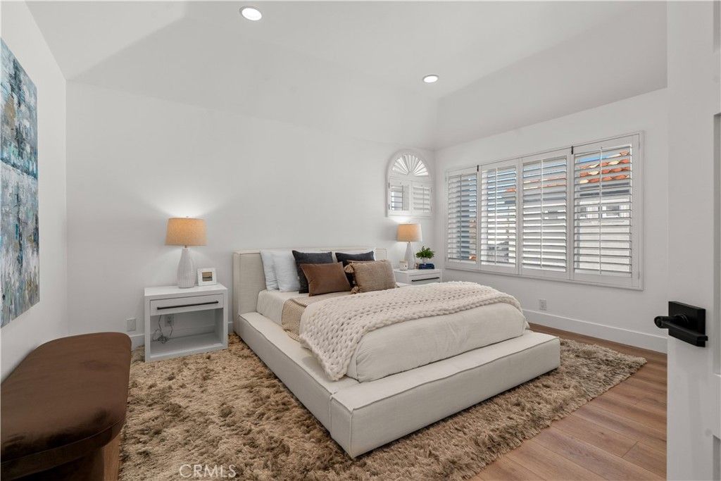 Image 9 of property listing at 78 Pelican Court, Newport Beach, CA 92660