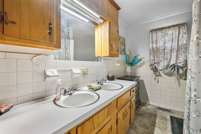 95 Pike Hill Rd, Mcminnville, TN 37110