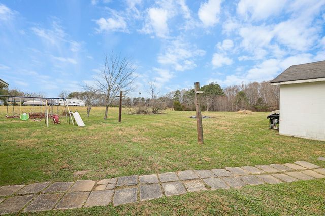 95 Pike Hill Rd, Mcminnville, TN 37110