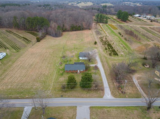 95 Pike Hill Rd, Mcminnville, TN 37110