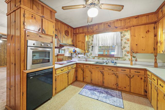 95 Pike Hill Rd, Mcminnville, TN 37110