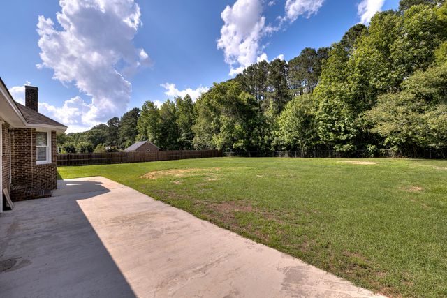 2705 Circleview Drive, Sumter, SC 29154