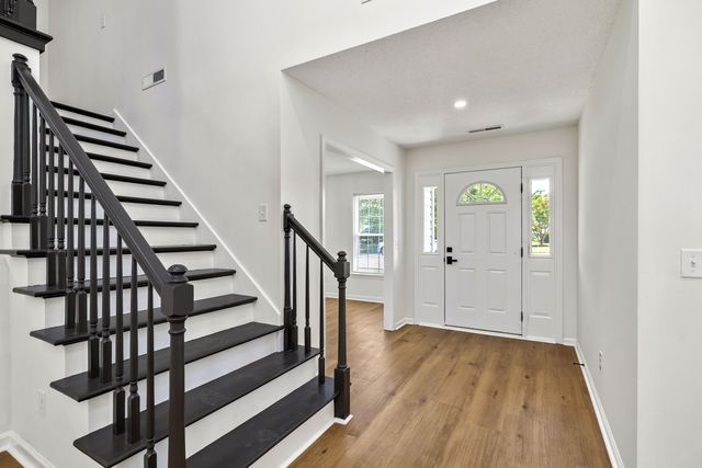 2705 Circleview Drive, Sumter, SC 29154