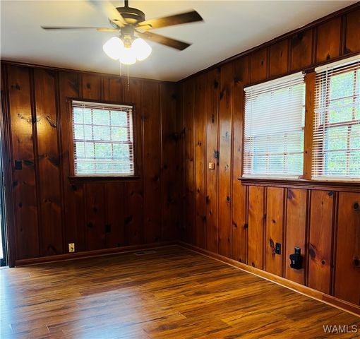 916 Crescent Ridge E, Tuscaloosa, AL 35404