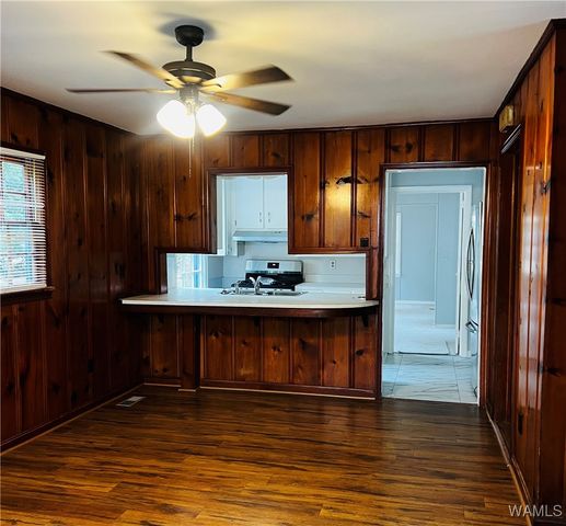 916 Crescent Ridge E, Tuscaloosa, AL 35404