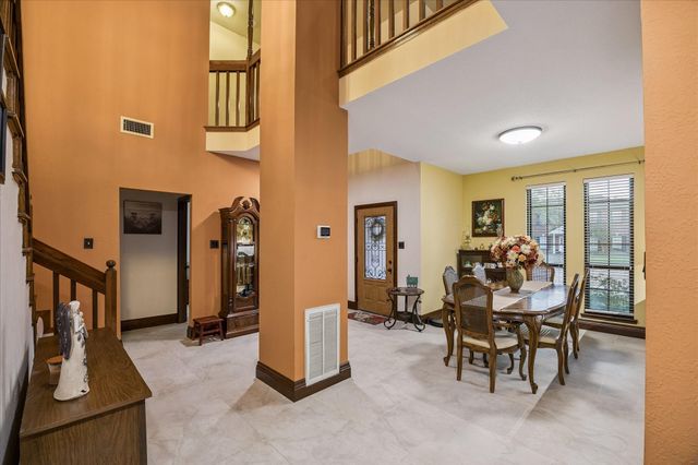 608 Westview Terrace Drive, Sealy, TX 77474