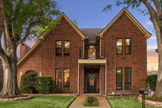 608 Westview Terrace Drive, Sealy, TX 77474