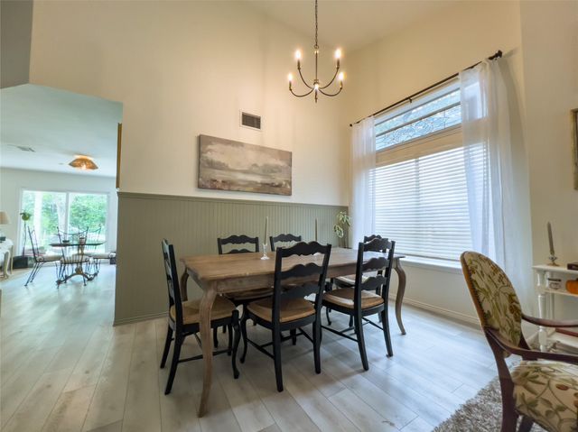 8908 W Hove LOOP, Austin, TX 78749