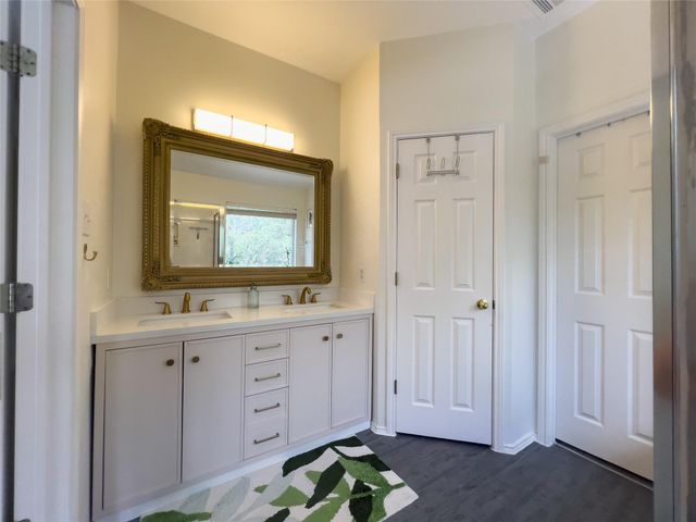 8908 W Hove LOOP, Austin, TX 78749