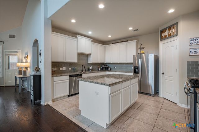 108 Peggy Drive, Liberty Hill, TX 78642