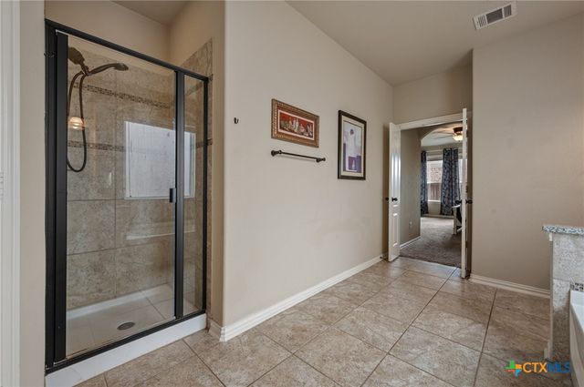 108 Peggy Drive, Liberty Hill, TX 78642